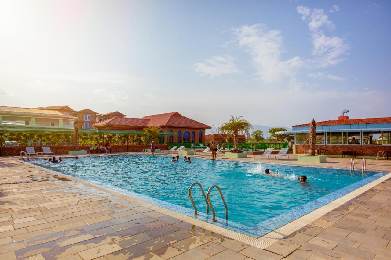 Lumbini Green Resort Bhagwanpur Esterno foto
