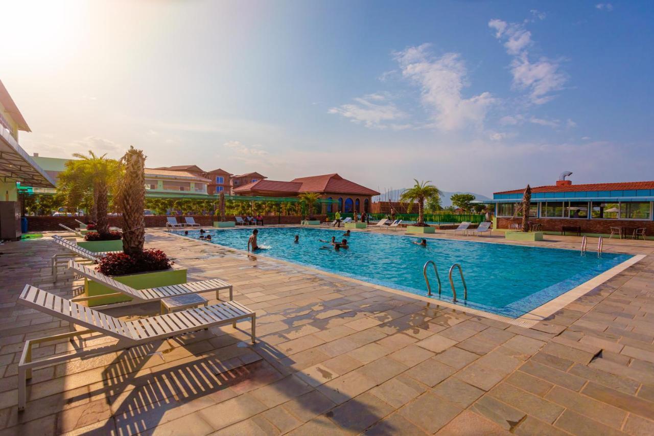 Lumbini Green Resort Bhagwanpur Esterno foto